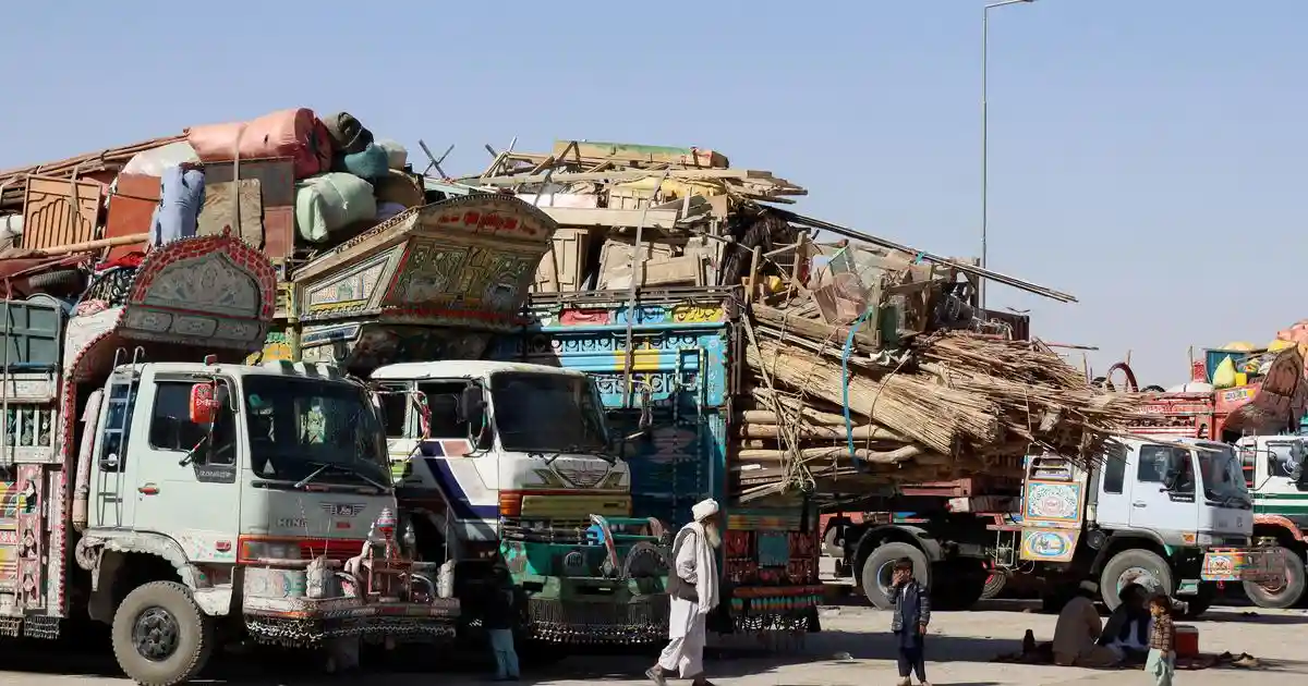 At least 10 dead as Afghanistan accuses Pakistan of breaking ceasefire