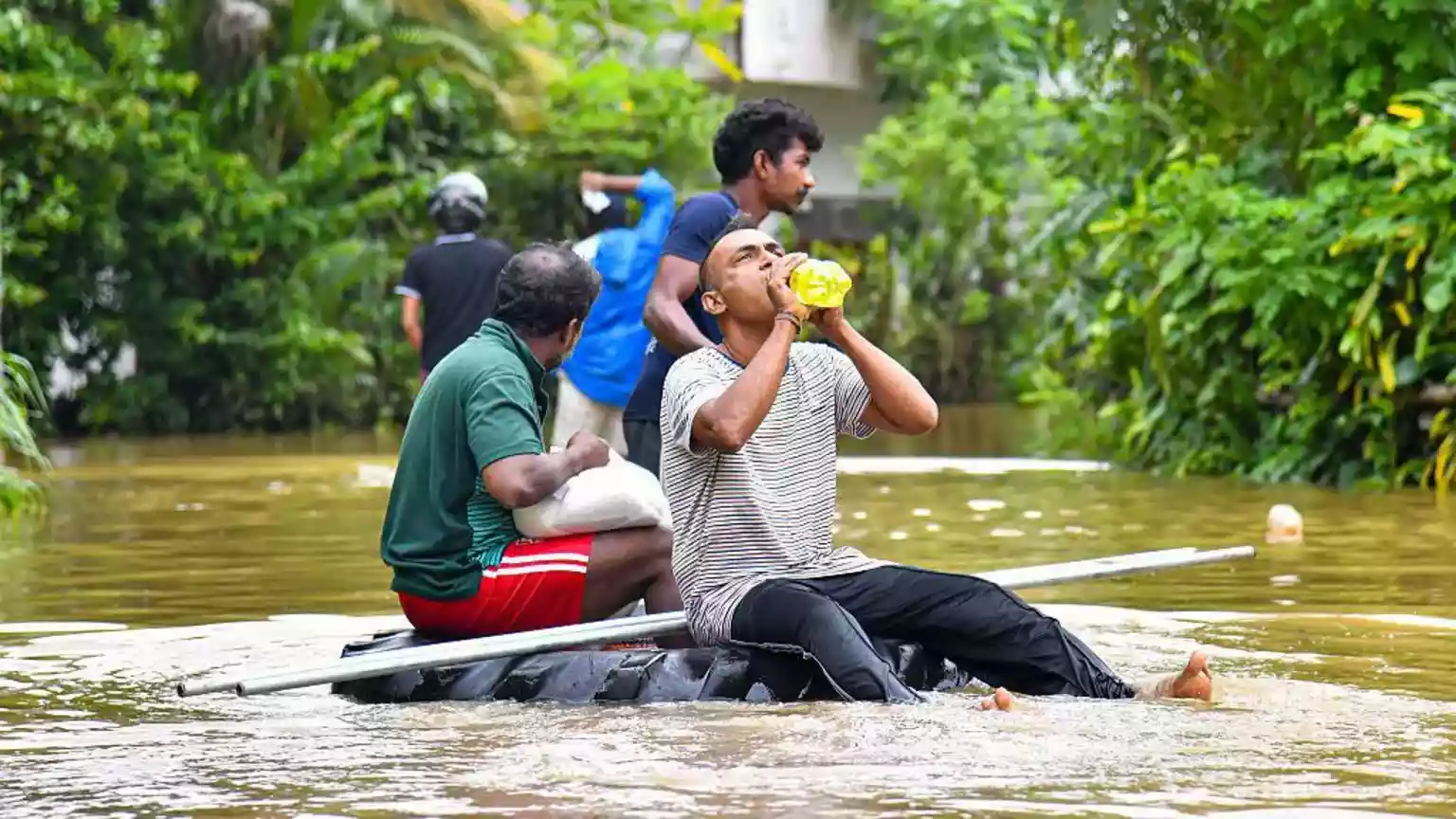 At least 193 dead in Sri Lanka flood