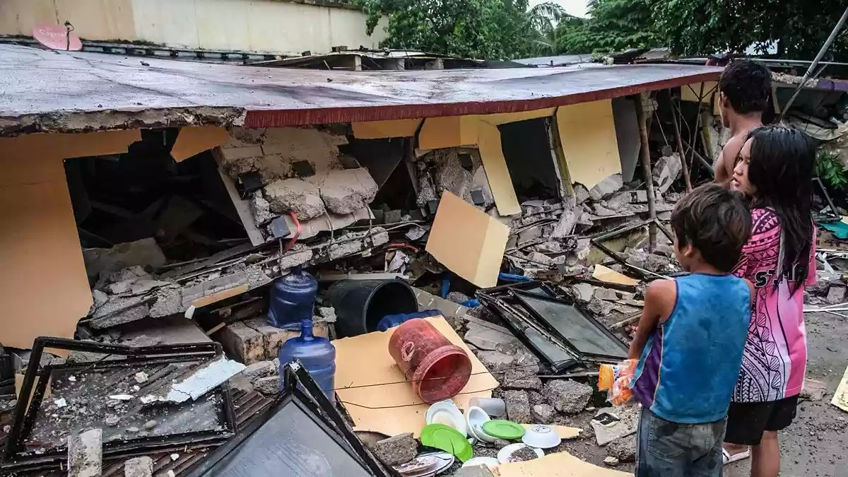 At least 69 people were killed in a powerful earthquake that hit a central Philippine province where dozens of people were killed by a powerful earthquake Tuesday (September 30, 2025) night. The magnitude-6.9 earthquake that hit at about 10 p.m. trapped an unspecified number of residents in collapsed houses, nightclubs and other businesses in the hard-hit city of Bogo and outlying rural towns in Cebu province, officials said.