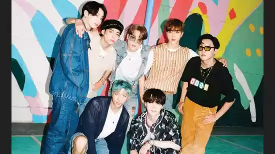 At the MTV VMAs last month, Rosé from Blackpink won Song of The Year for APT., becoming the first K-pop artist to do so. When APT. released last October, Rosé, 28, already had two albums and seven singles. But APT. felt different. Reels picked it up. We all know the dance moves, even the ones who haven't danced to it. Students in South Korea tried to avoid listening to it before exams because it was so catchy. Suddenly, everyone was shipping Rosé and Bruno Mars.