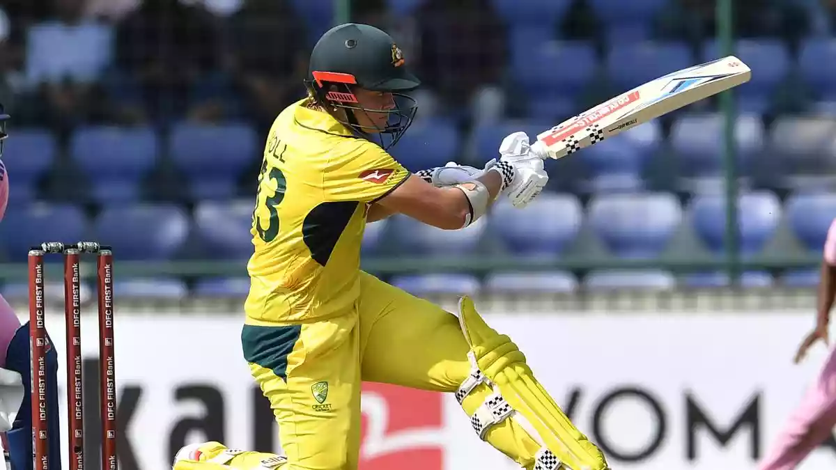 Georgia Voll (101) made the most of three lifelines while Phoebe Litchfield hit a belligerent 80 to power Australia to a five-wicket win and an unassailable
