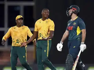 Australia vs South Africa 2nd ODI Pitch report: Australia and South Africa are set to clash in the second ODI at the Great Barrier Reef Arena in Mackay. Australia aims to level the series after South Africa's dominant victory in the first match. The pitch is expected to favor batting, with teams likely to prefer bowling first after winning the toss, under clear weather conditions.