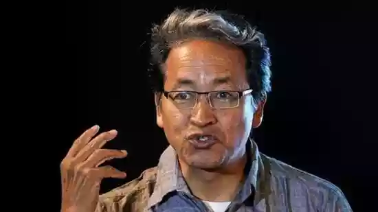 <b>New Delhi:</b> Ladakhi education reformer and climate activist Sonam Wangchuk, detained under the National Security Act, has demanded an independent judicial inquiry into the killing of four people, including an ex-serviceman, after protests in Leh seeking the restoration of statehood and implementation of the Sixth Schedule turned violent on September 24.<b>New Delhi:</b> Ladakhi education reformer and climate activist Sonam Wangchuk, detained under the National Security Act, has demanded an independent judicial inquiry into the killing of four people, including an ex-serviceman, after protests in Leh seeking the restoration of statehood and implementation of the Sixth Schedule turned violent on September 24.“He has also urged Ladakhis to keep peace and unity and continue with their struggle peacefully — in the true Gandhian way of non-violence,” said people aware of the details.Wangchuk's message was delivered through his brother Ka Tsetan Dorjey Ley and Mustafa Haji, his lawyer, who met him in the Jodhpur Central Jail on Saturday.