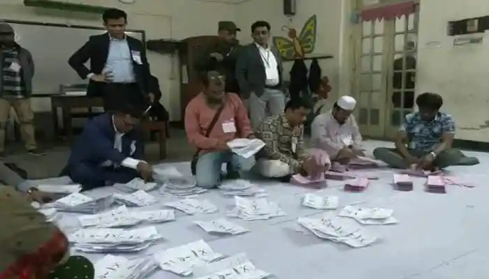 As per local media reports, the Tarique Rahman-led party and its allies (Gono Odhikar Porishad and Gono Songhoti Andolon) have bagged 211 seats and secured a