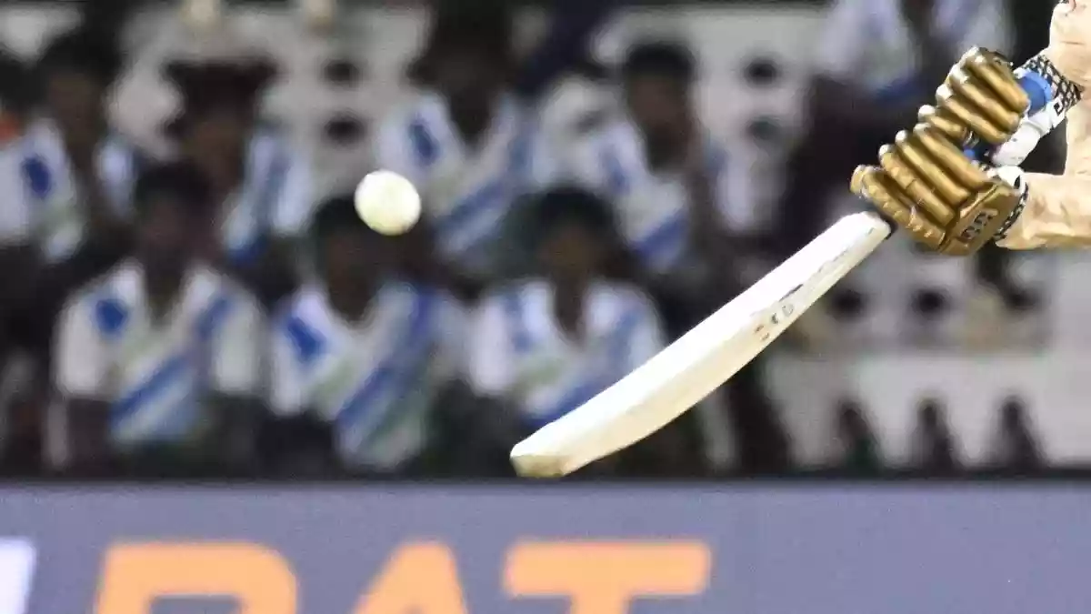 Bangladesh's aggrieved cricketers called off their boycott 