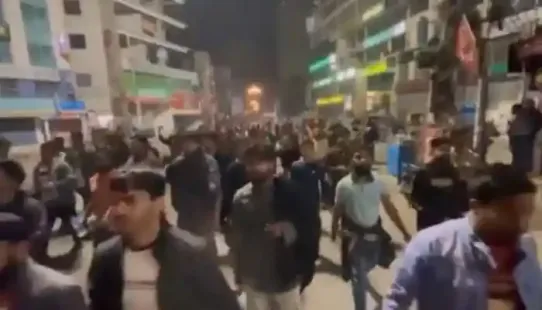 Bangladesh Protest Live Updates 2025:Bangladesh Protest Live Updates 2025:Add Zee News as a Preferred Source   