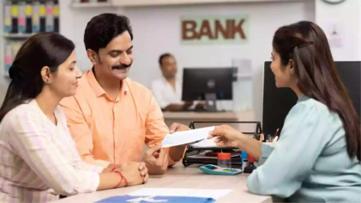 <strong>Bank Holiday Today:</strong> Banks across India are set to remain closed today, May 28, due to the Islamic festival of Bakri Id