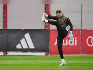 Bayern Munich's veteran goalkeeper Manuel Neuer is set for a key Champions League match against Real Madrid. This game could mark the end of his illustrious
