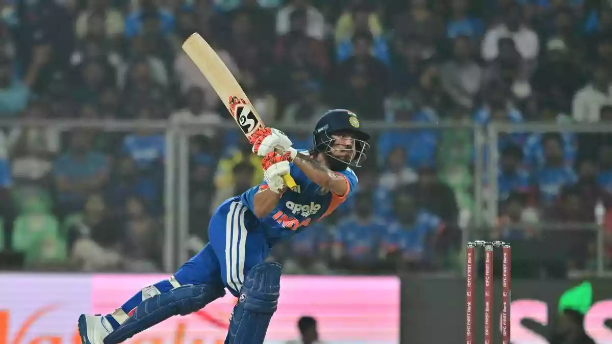 A little after 7.30 p.m. on Saturday in Thiruvananthapuram, chants of ‘Ishaaaan, Ishan' rang around the Greenfield International Stadium as everyone