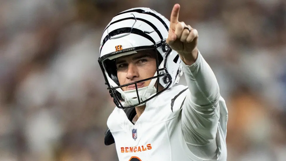 Bengals upset Steelers with dramatic late win