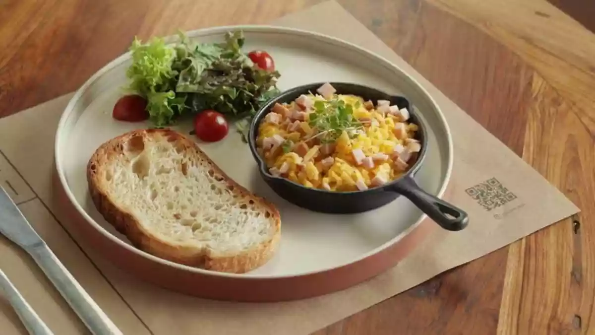 Some people wake up early to work out. Others wake up early purely for good breakfast, and honestly, that feels like the better life choice