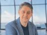 Companies are increasingly deploying AI agents, but data quality remains a significant challenge in their effectiveness. Around 40% of large organisations