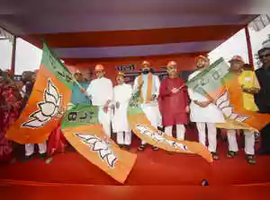 Bihar BJP is launching a 'Sujhaav Yatra' from Sunday, October 5-20, to gather public feedback for its upcoming assembly election manifesto. This extensive outreach, including 'Ghar Ghar Jan Sampark Abhiyan', aims to connect with 14 crore people, using a dedicated website, QR codes, WhatsApp, and missed calls to collect inputs from diverse groups across all districts.