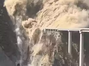 Bridge at hydropower station in China collapses