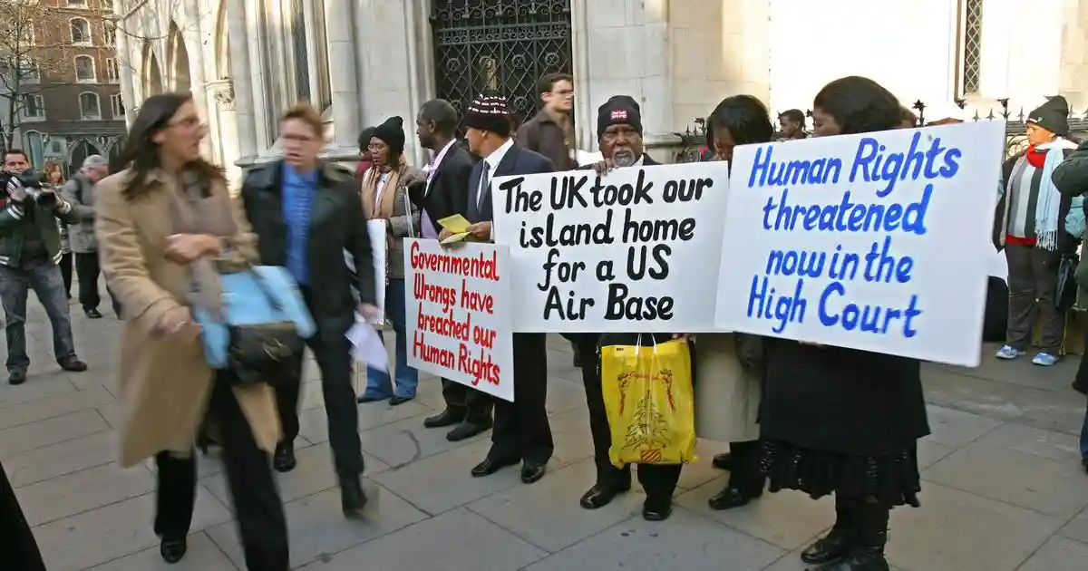 Brief symbol of decolonisation