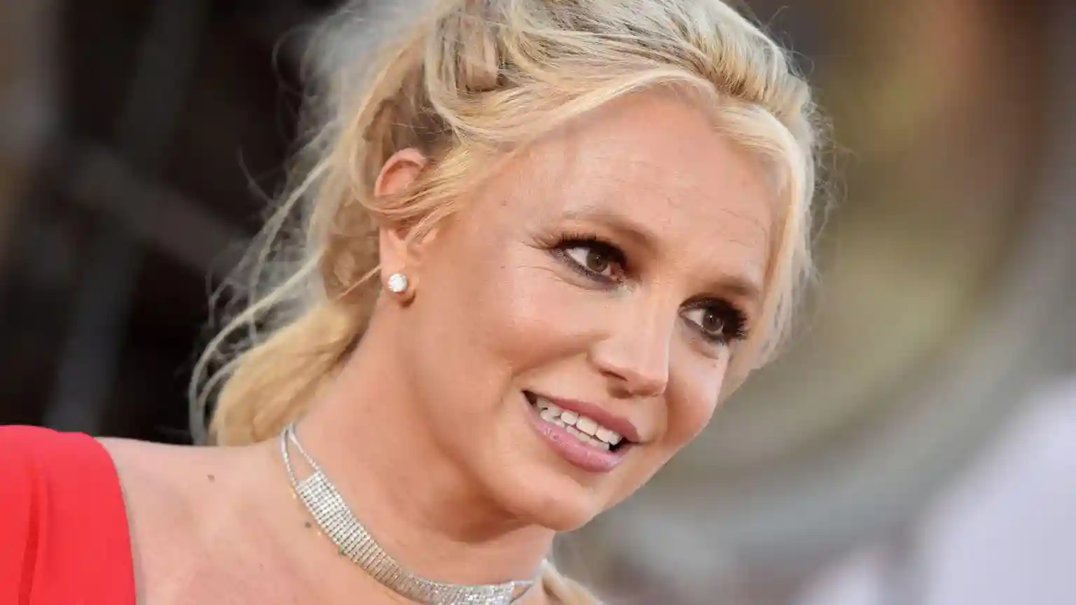 Prosecutors in California have filed a criminal charge against Britney Spears over her arrest last month for allegedly driving under the influence
