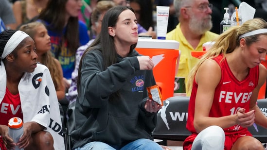 Caitlin Clark, Indiana Fever’s star point guard, missed her seventh game of the season against the Dallas Wings due to a left groin injury Caitlin Clark, Indiana Fever’s star point guard, missed her seventh game of the season against the Dallas Wings due to a left groin injury. This follows a left quad strain that sidelined her for five games in May and June, marking the 23-year-old's first absences in her collegiate and professional career. 