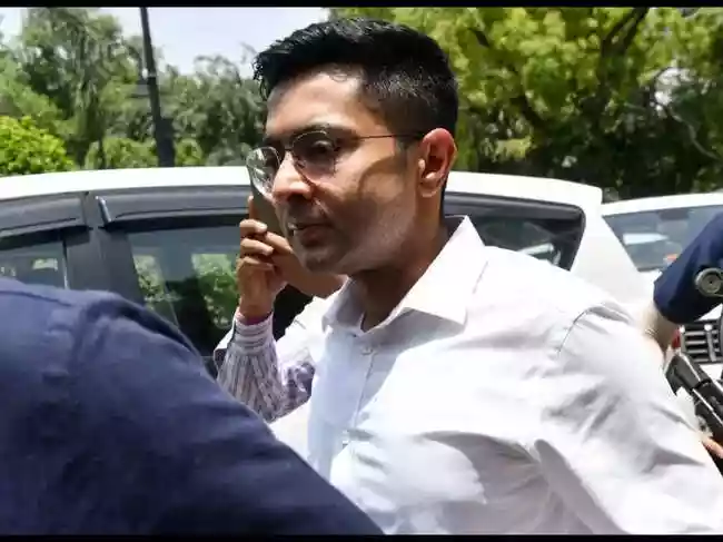 Calcutta HC directs Abhishek Banerjee to appear before CID by 6 pm in signature forgery case