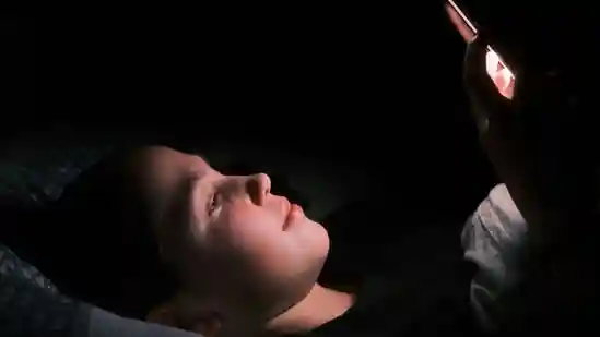 Always scrolling on your phone late at night or binge-watching shows till 2 AM? That ‘just one more episode' habit might be silently hurting your