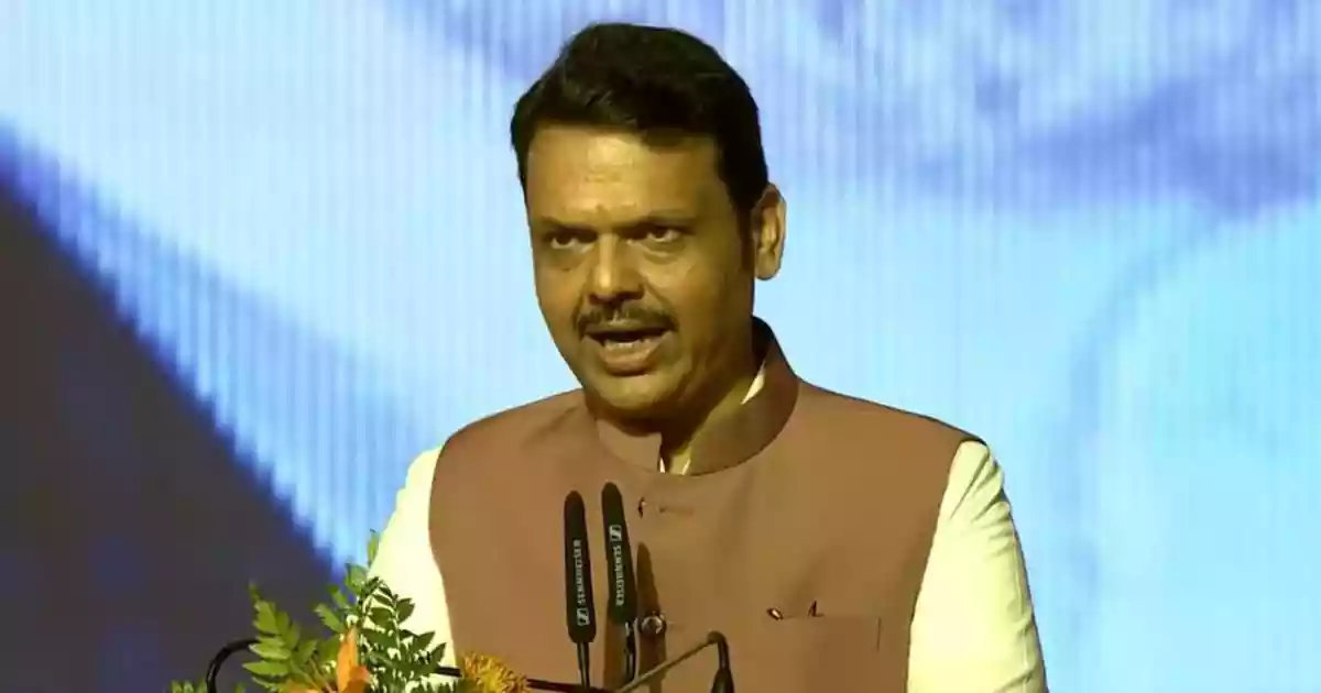 Maharashtra Chief Minister Devendra Fadnavis on Sunday announced that the Central Bureau of Investigation will investigate the plane crash that killed former
