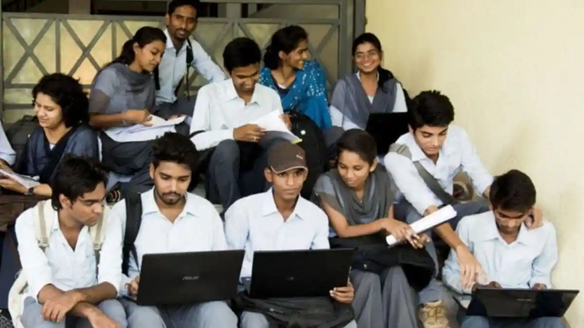 The Central Board of Secondary Education (CBSE) has issued a warning to schools and students, advising against enrolling in fake or unrecognised universities