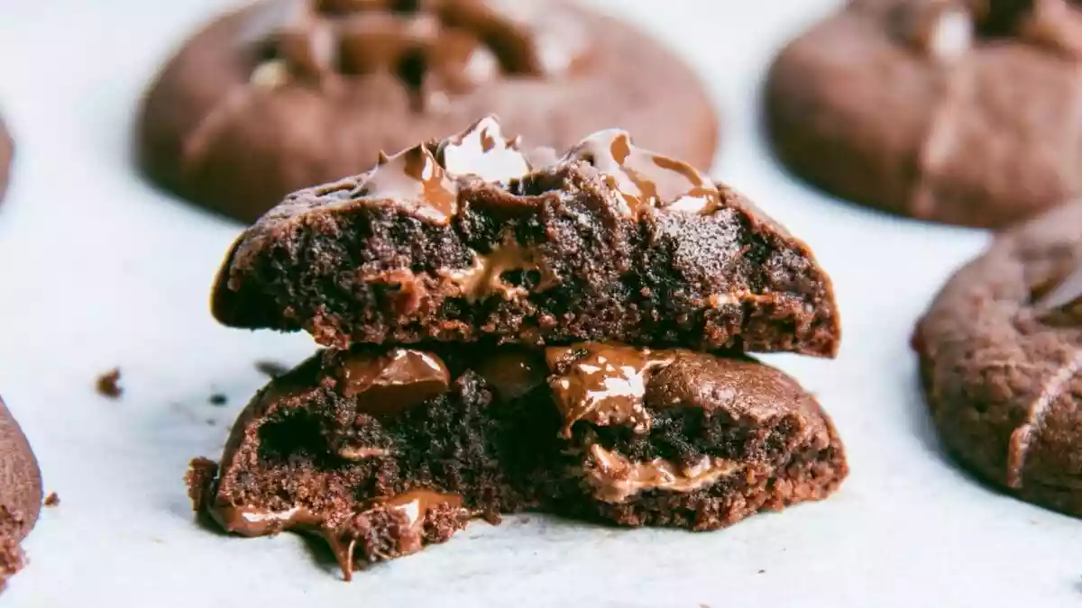 Celebrate World Chocolate Day With These Ooey Gooey Chocolate Stuffed Cookies