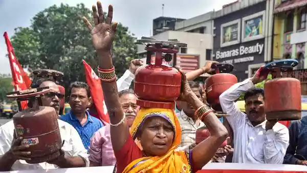 Centre reassures domestic LPG supply normal amid Middle East tensions