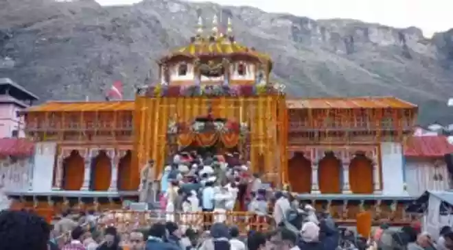 Chardham Yatra is the most sacred pilgrimage in India. These temples are located in the center of India’s magnificent Himalayas. Large number of devotees