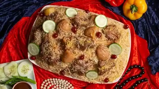 Chef Kunal Kapur shares his simple and aromatic Muradabadi Chicken Pulao recipe