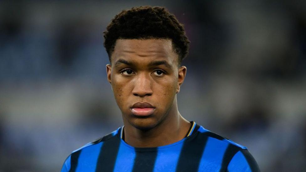 <b>Chelsea</b><b> are in talks to sign Atalanta defender Honest Ahanor. </b> The Blues expressed an interest in the 18-year-old Italian