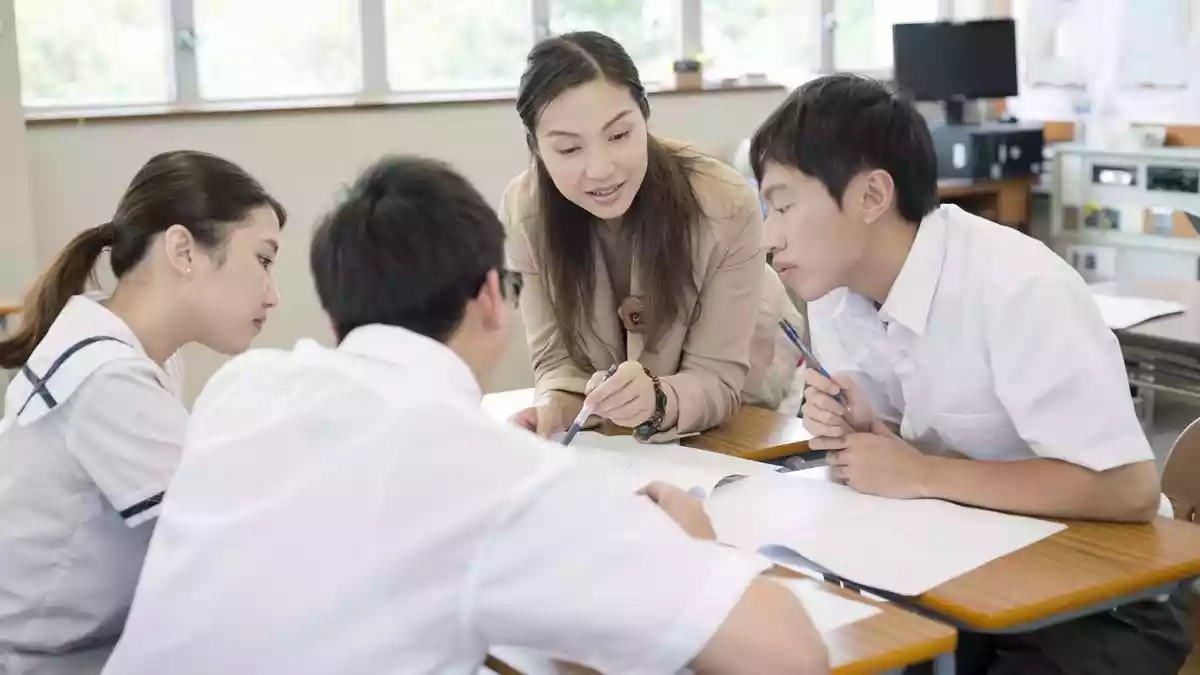 China’s Master Teacher model vs