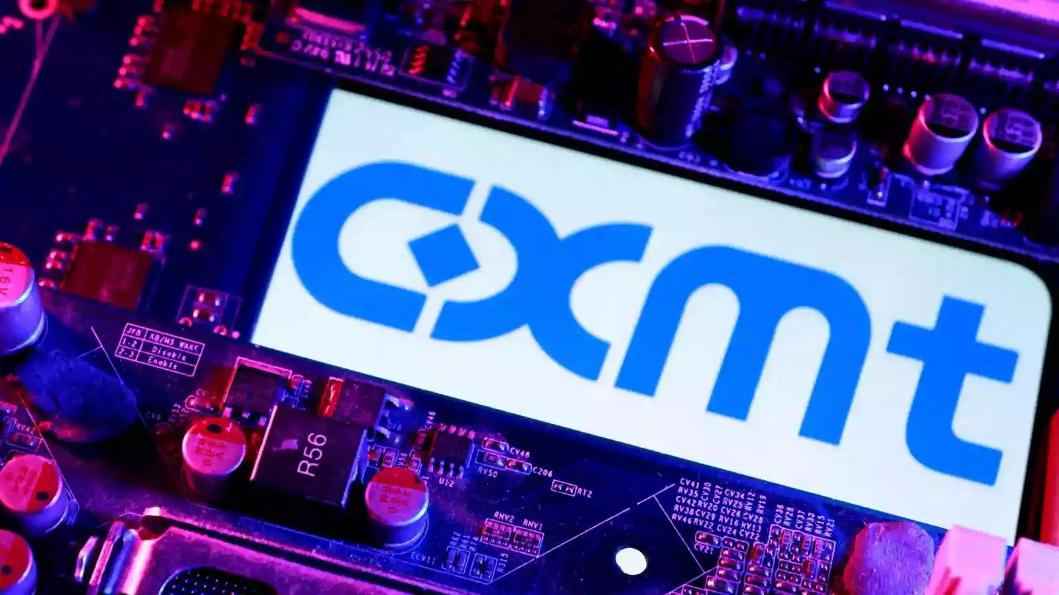 Chinese chipmaker shares surge 470% in blockbuster stock market debut