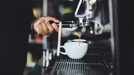 A recent medical case has prompted a renewed warning about the risks of consuming unregulated herbal beverages, after an Indian patient developed serious liver