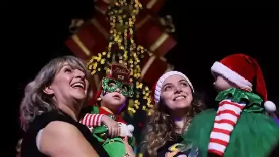 It's that time of the year. Christmas 2025 is here, and so are your travel plans, that most-awaited family dinner and the never-dying excitement to decorate