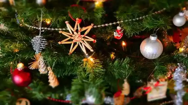 Christmas last-minute tech gift ideas you can order on Instamart