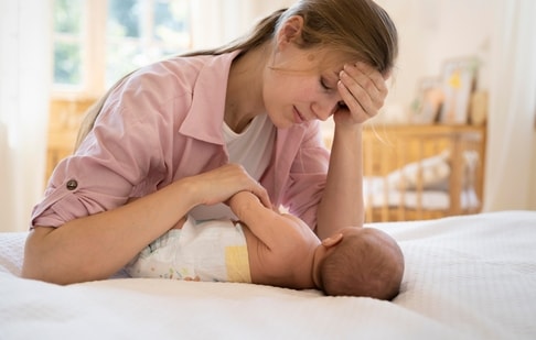 Common childhood infections should be easily recognised by the early symptoms by the parents, to seek timely medical intervention. In an interview with HT Lifestyle, Dr Ravi Malik, paediatrician, MAMC, founder and medical director, Malik Radix Healthcare said, “Common childhood illnesses include upper respiratory infections (common cold), ear infections, skin rashes, and gastrointestinal issues. Recognising symptoms like fever, cough, sore throat, vomiting, diarrhea, and skin irritations is crucial for prompt diagnosis and treatment. Parents should also be aware of more serious illnesses like meningitis, pneumonia, jaundice, chicken pox, measles, and mumps, which can be prevented through vaccination.” <strong>Also read | </strong><strong>Infections to heart problems: Doctor shares 5 common health conditions in premature infants</strong>