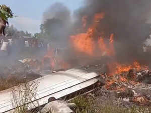 In a devastating plane crash in Congo, 14 lives were lost, including notable figures such as Lieutenant General Mutombo Katalayi Tiende. The aircraft
