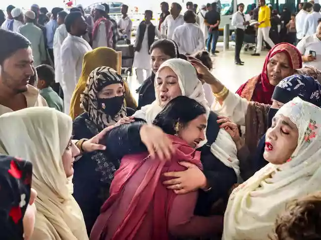 The Congress party has demanded the withdrawal of a Rs 10,000 airfare increase for Haj pilgrims. The party alleges the Modi government has made the pilgrimage