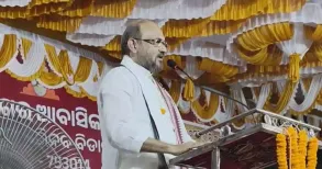 The Congress on Saturday expelled former Odisha MLA Mohammed Moquim, days after he wrote a letter to former party chief Sonia Gandhi expressing dissatisfaction