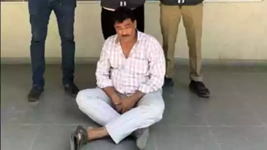 <h4>Convict who beheaded Gujarat trader, jumped parole, held after 12 years on run</h4><h4>Satish Himmatlal Rupa Relia changed his name and