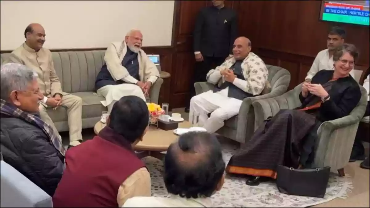 Cordial Conversation Between PM Modi