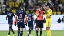 Al Nassr stretched their league-winning run to eight, but the night's sharpest image was Cristiano Ronaldo walking down the tunnel at half-time