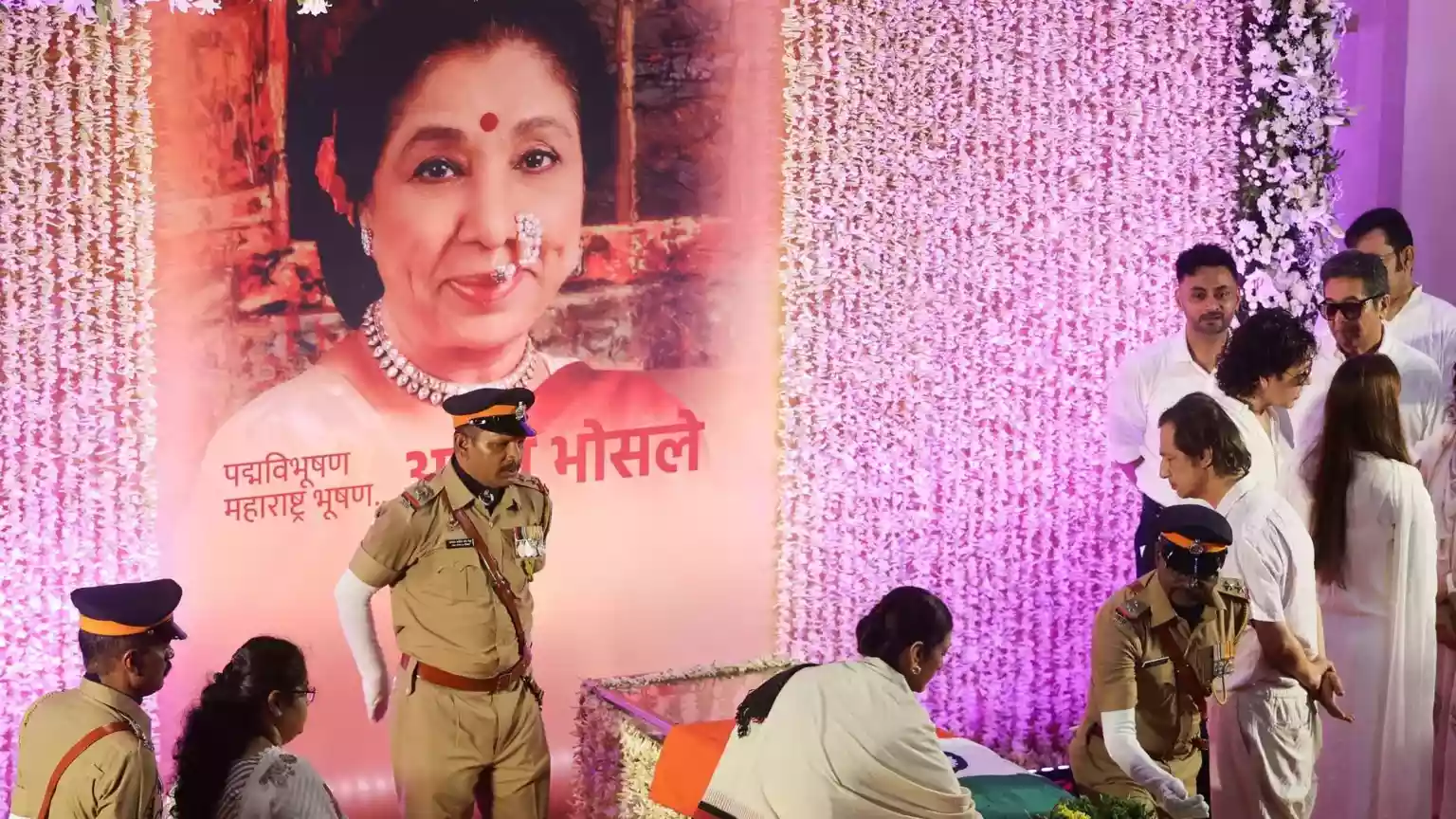 The funeral of legendary Indian singer Asha Bhosle has taken place in Mumbai, a day after she died at the age of 92. The two-time Grammy nominee was cremated
