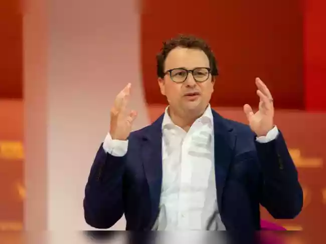 Dario Amodei says Anthropic punished for not offering Trump dictator-style praise