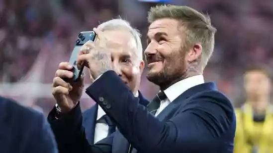David Beckham becomes UK's first billionaire sportsman with 1