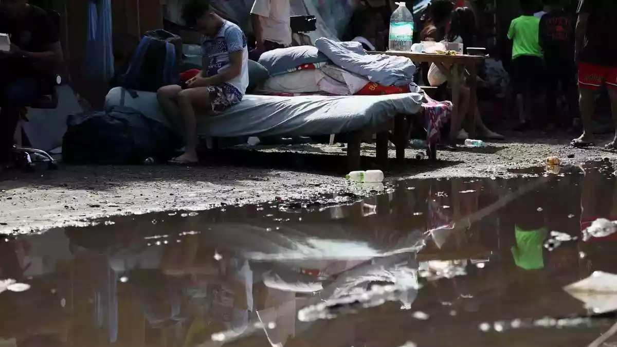 Deadly Philippine quake raised seabed by up to two metres