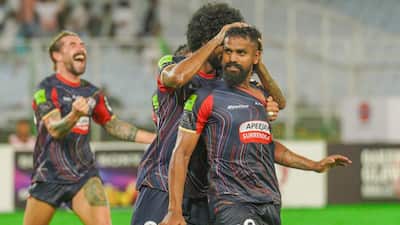 Debutants Diamond Harbour FC (DHFC), created history at the Vivekananda Yuba Bharati Krirangan (VYBK) in Kolkata on Wednesday, defeating East Bengal 2-1 in the second semi-final of the 134th Durand Cup, courtesy two second-half strikes from Spanish defender Mikel Idiakez and Kerala forward Joby Justin respectively. Anwar Ali had drawn parity for the Red & Golds moments after Idiakez's spectacular back-volley had given the Diamonds the lead.