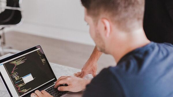 Deepak Bhati, Chartered Accountant and co-founder of influencer marketing agency DigiWhistle, raised pivotal questions around work-life balance and productivity. He questioned whether working long hours guarantees ‘productivity' and further noted that his company got a 200% revenue boost in 2 years,, though he worked for around 5 to 6 hours on most days. Bhati notes that his company's success did not come from ‘hustling 24/7' but ‘from focusing on the right things.' -