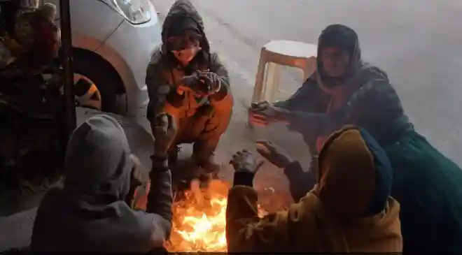 Delhi airport issues advisory as dense fog grips National Capital