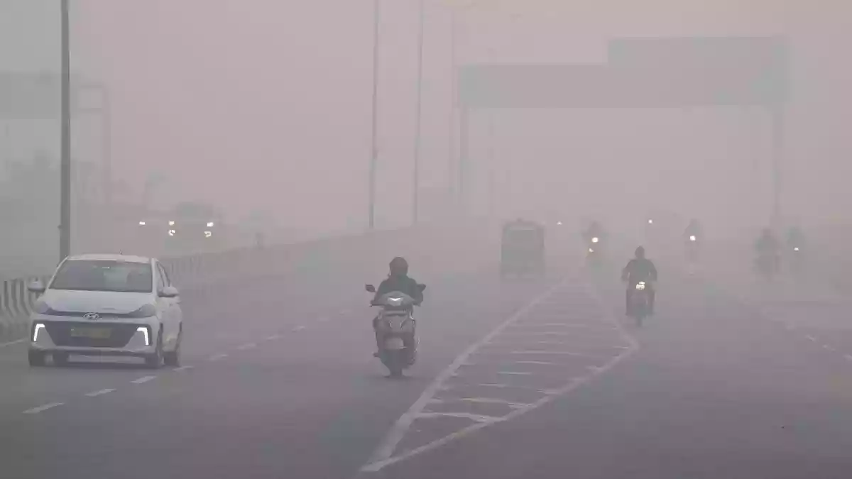 Delhi breathes ‘very poor’ air